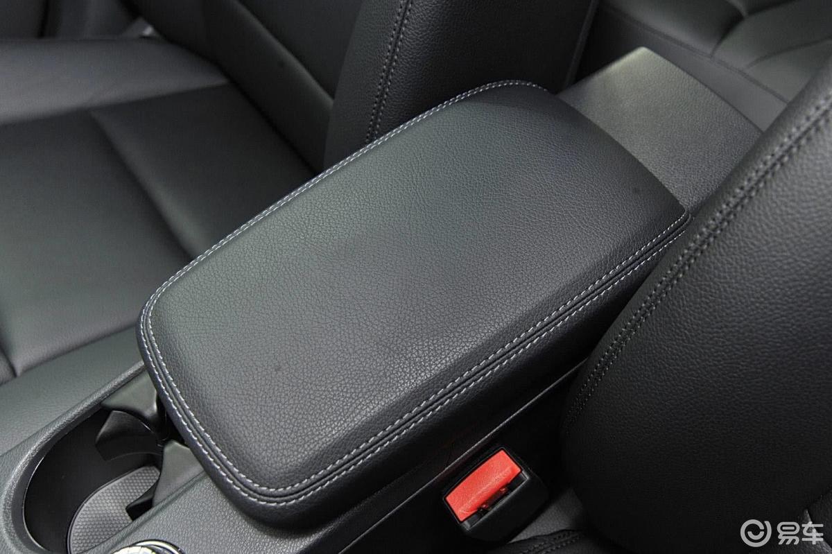 6t 双离合前排中央扶手箱汽车图片-汽车图片大全】-易车