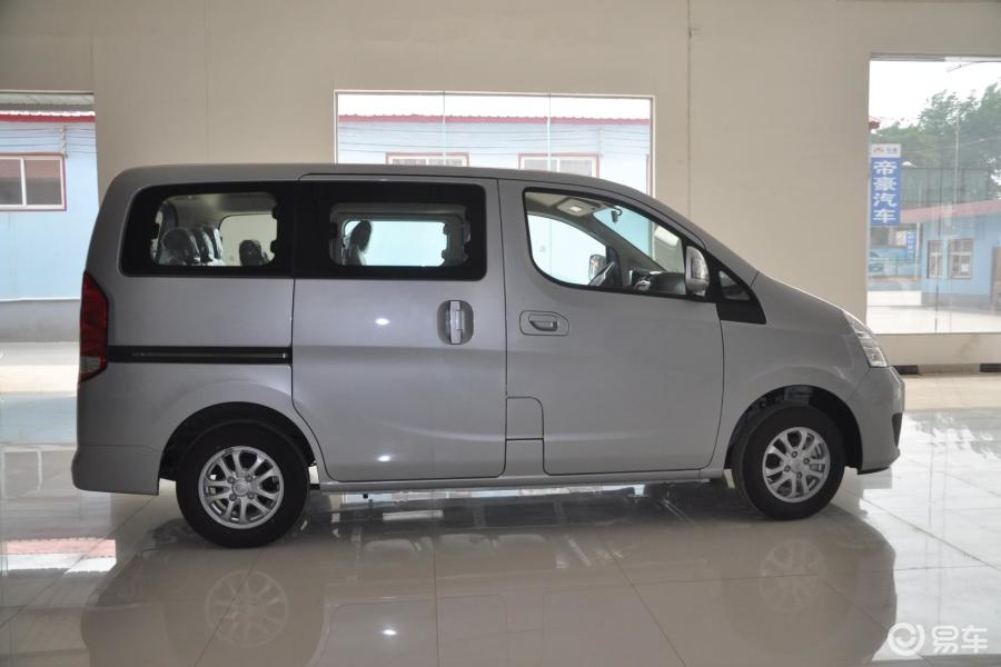 广汽吉奥星朗 正侧图