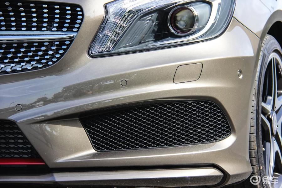 【奔驰a级2013款a 260 sport雾灯汽车图片-汽车图片大全】-易车网