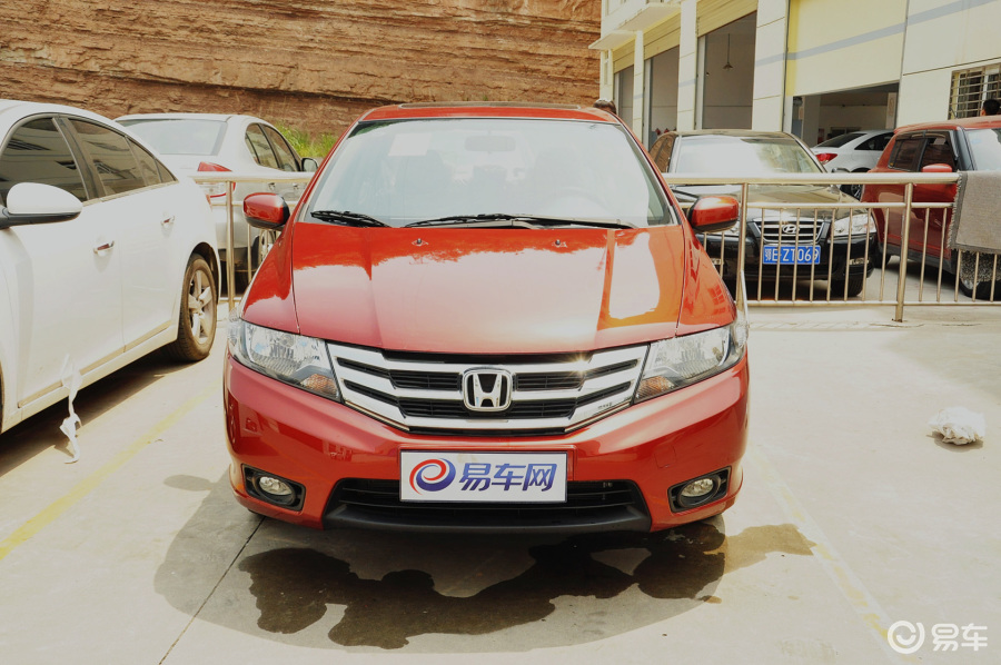 【锋范2012款1.5l 手动 精英版正车头汽车图片-汽车图片大全】-易车网