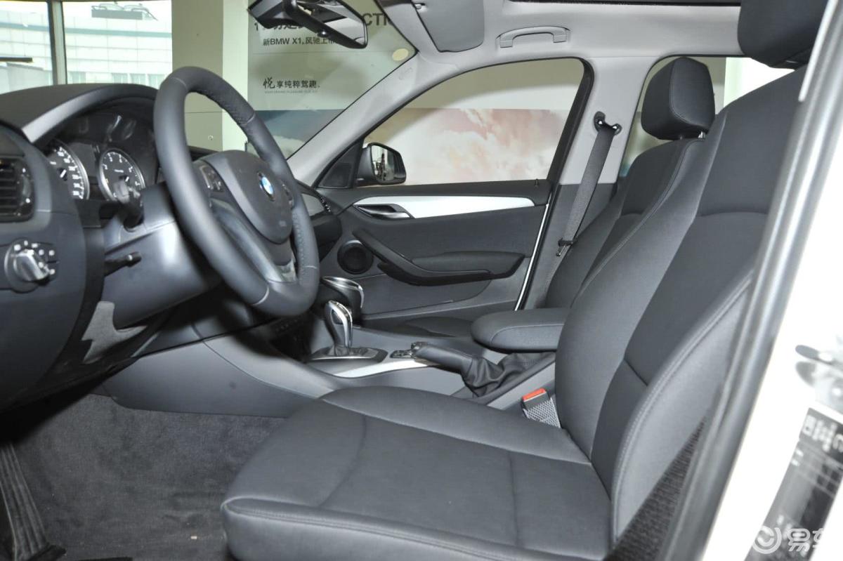【宝马x12014款sdrive18i 领先型前排空间汽车图片-汽车图片大全】