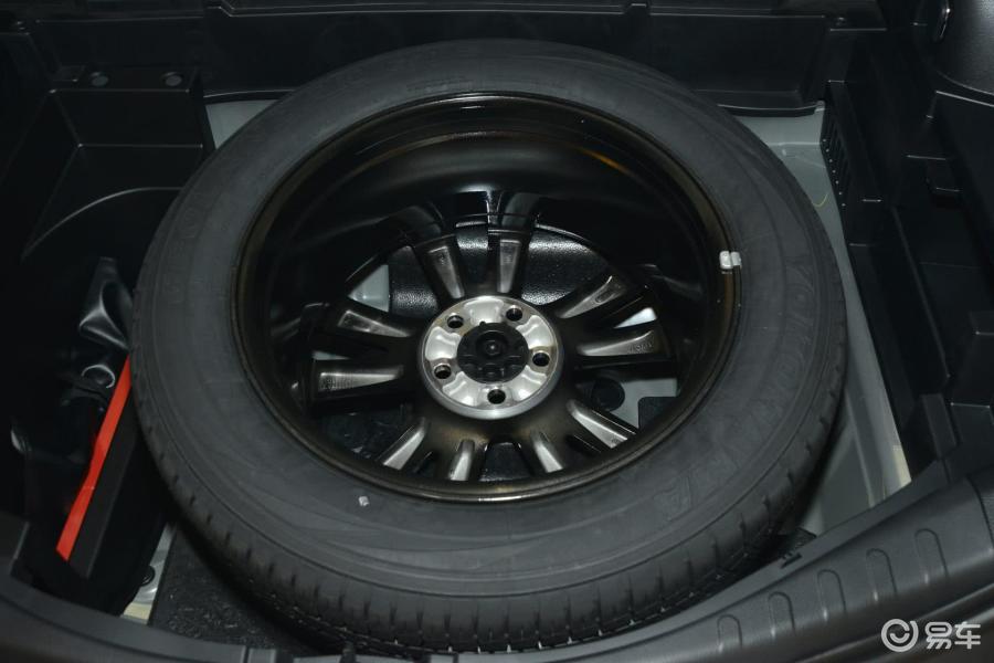 5l 手自一体 豪华版备胎汽车图片-汽车图片大全】-易车网