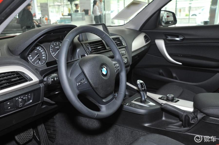【宝马1系2013款改款 116i 都市型内饰汽车图片-汽车图片大全】-易车