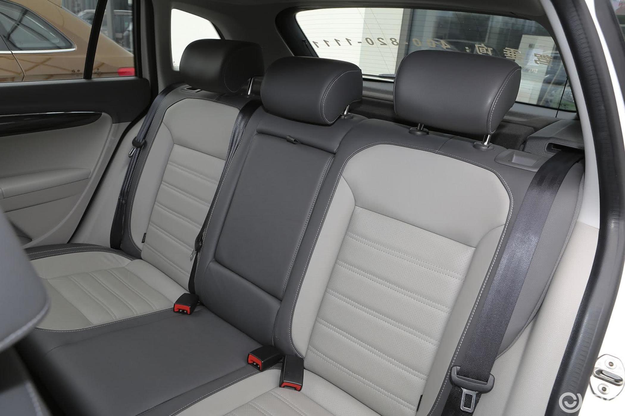 4tsi dsg 豪华版后排座椅汽车图片-汽车图片大全】-易车