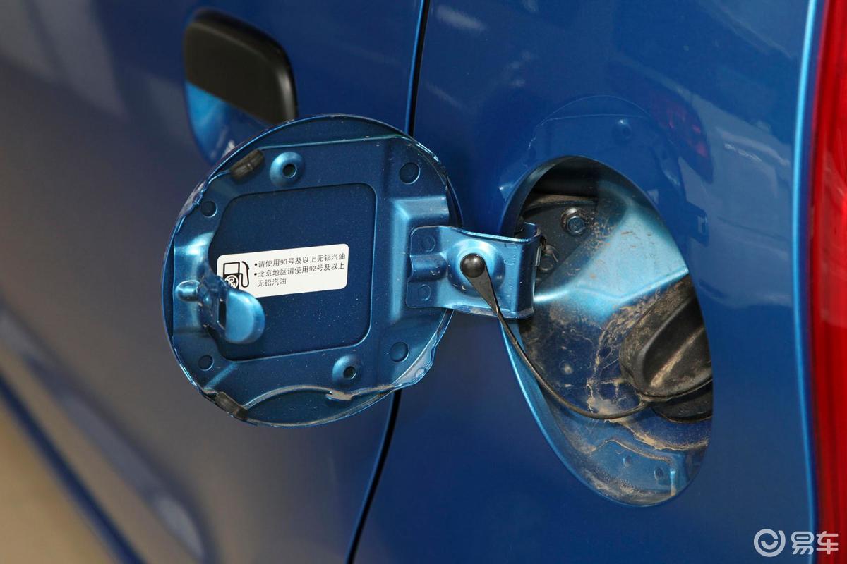 【奥拓2013款1.0l 手动 舒适版油箱盖汽车图片-汽车图片大全】-易车