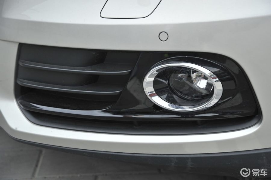 【奥迪q52013款40tfsi 技术型雾灯汽车图片-汽车图片大全】-易车网