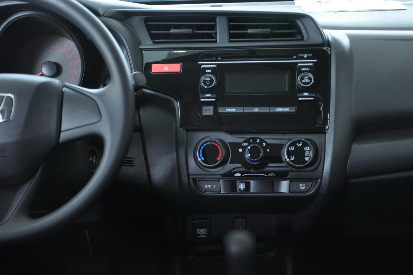 飞度1.5l lx cvt 舒适版中控台整体