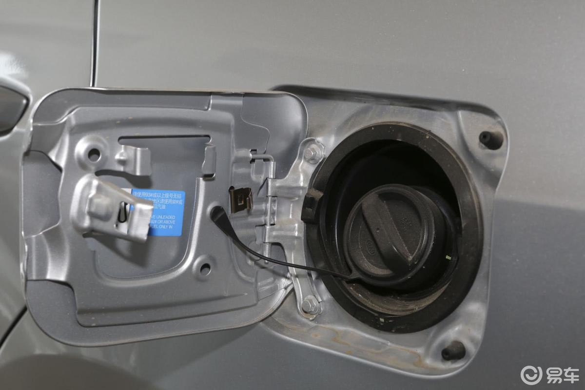 【速锐2014款1.5l 手动 豪华型油箱盖汽车图片-汽车图片大全】-易车
