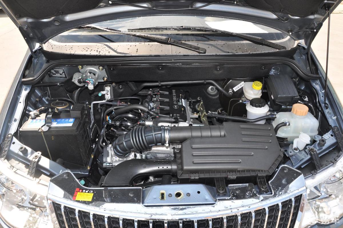 【五菱宏光s12014款1.