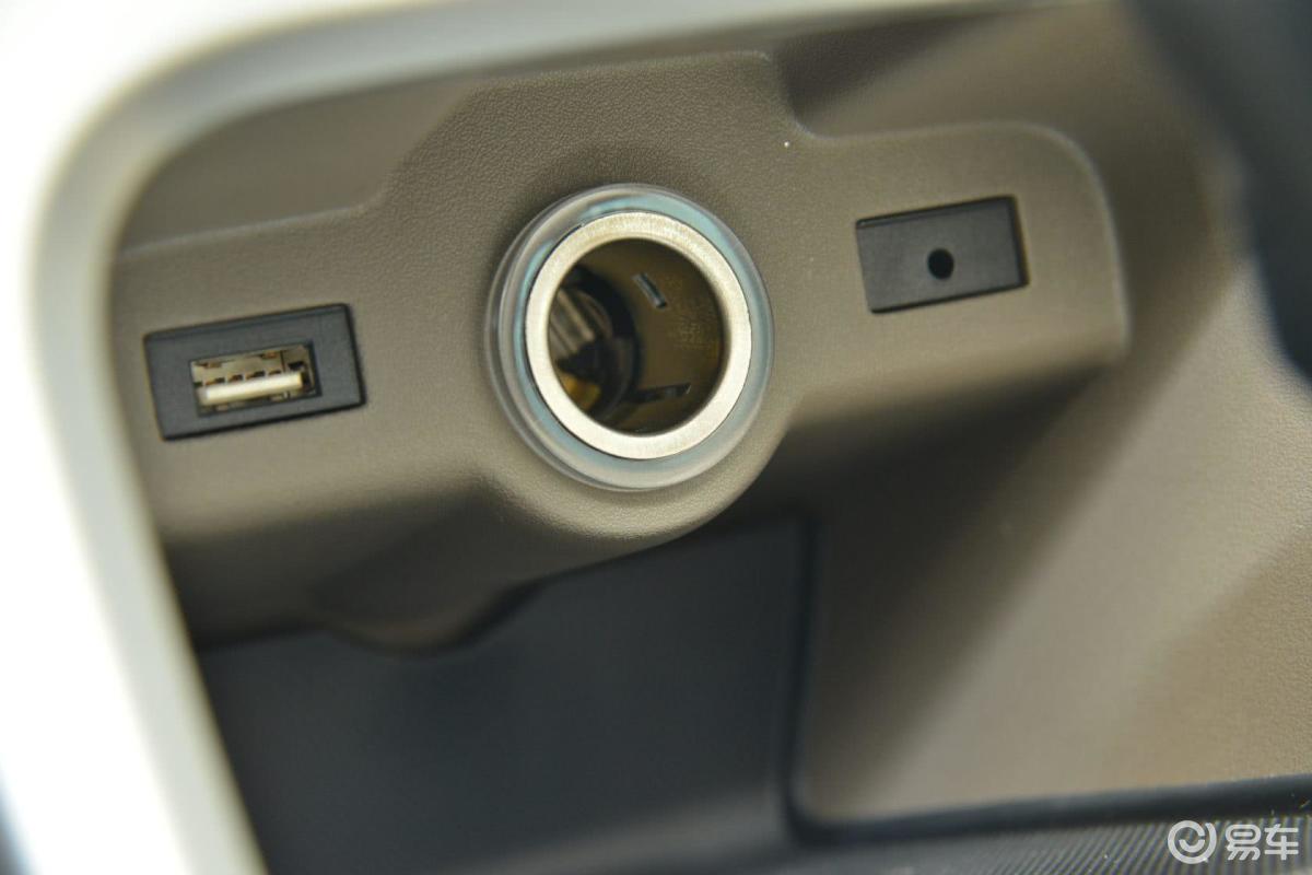 6l 手自一体 时尚型aux接口汽车图片-汽车图片大全】-易车