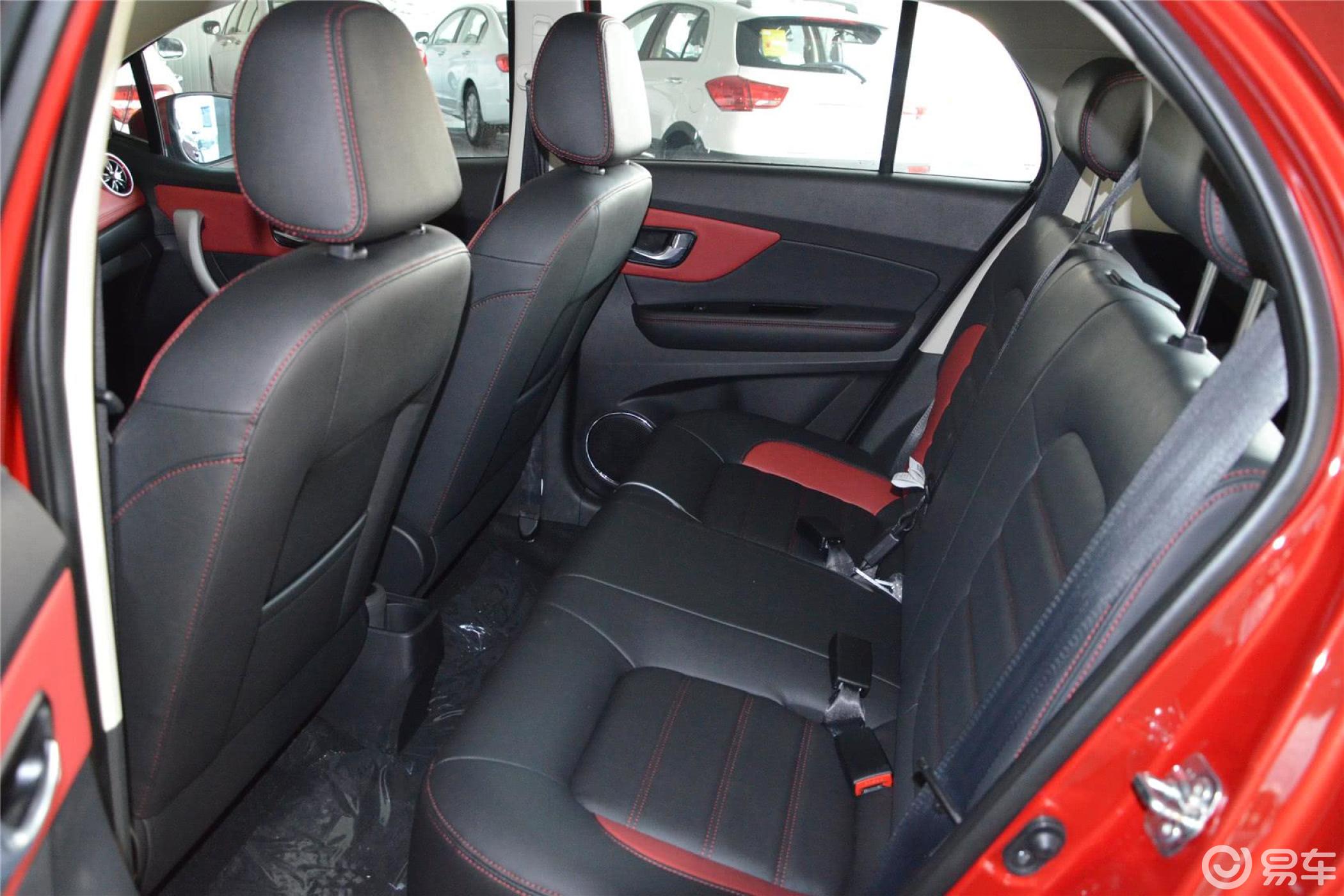 5l mt 豪华型后排空间体验汽车图片-汽车图片大全】-易车