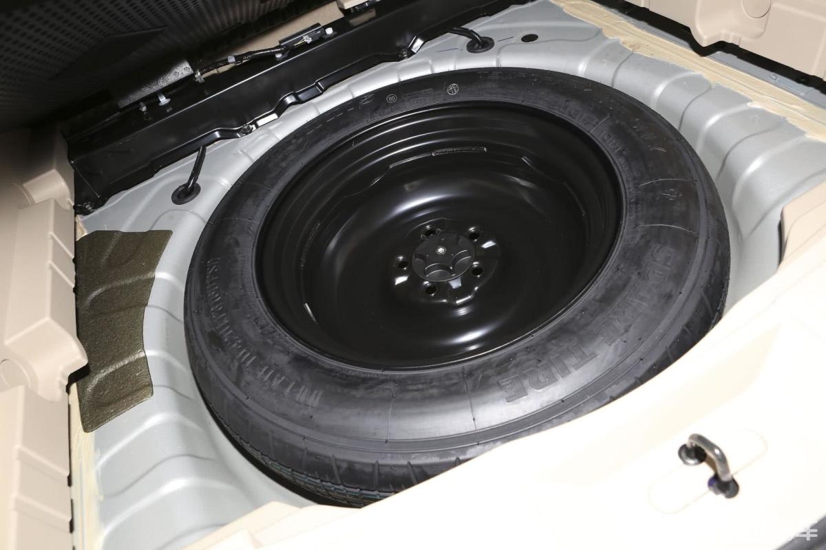 5l cvt 至尊版 四驱备胎汽车图片-汽车图片大全】-易车