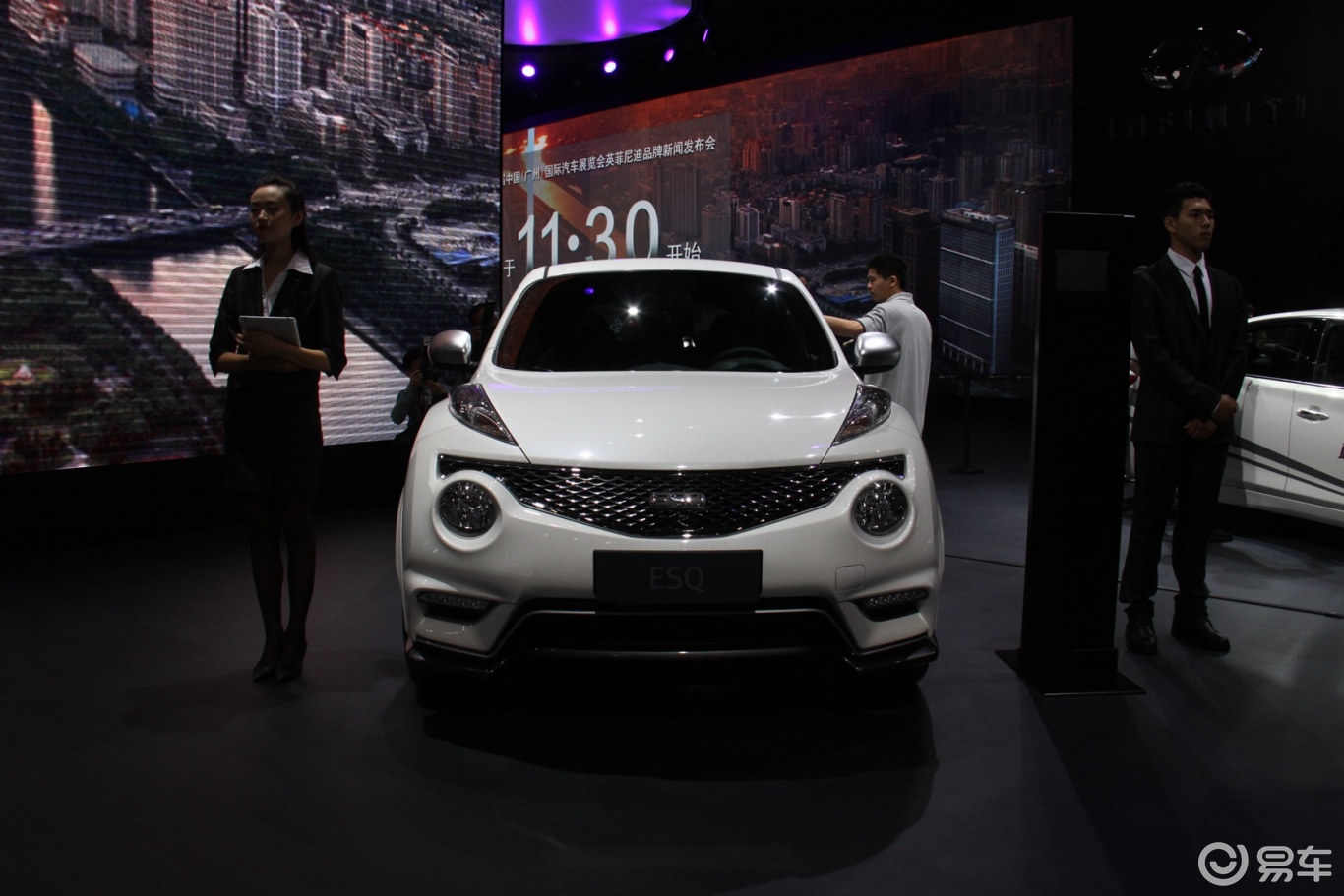 英菲尼迪esq英菲尼迪esq