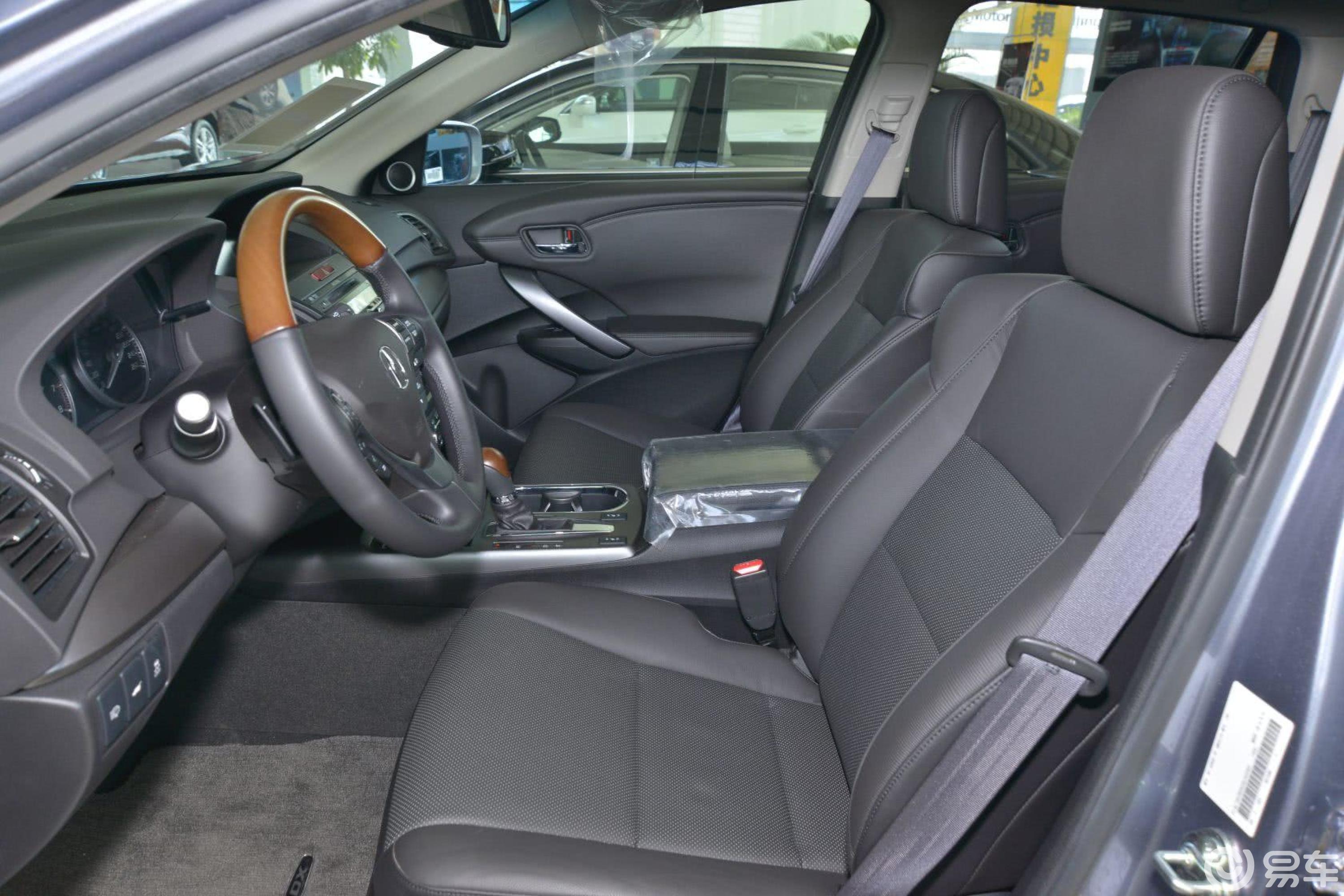 【讴歌rdx(进口)2013款3.5l v6前排空间汽车图片-汽车图片大全】-易车