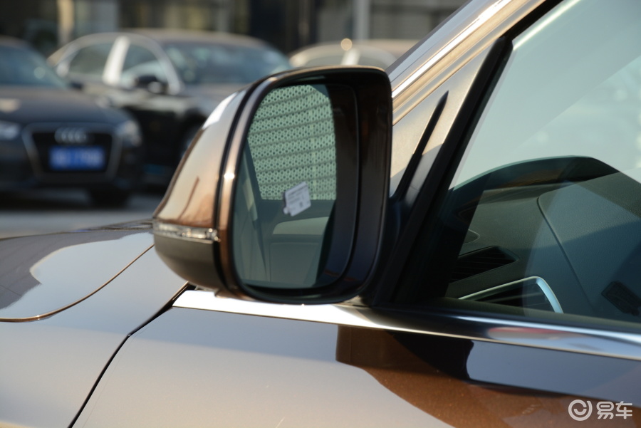 【奥迪q52015款40tfsi 技术型后视镜镜面(后)汽车图片-汽车图片大全】