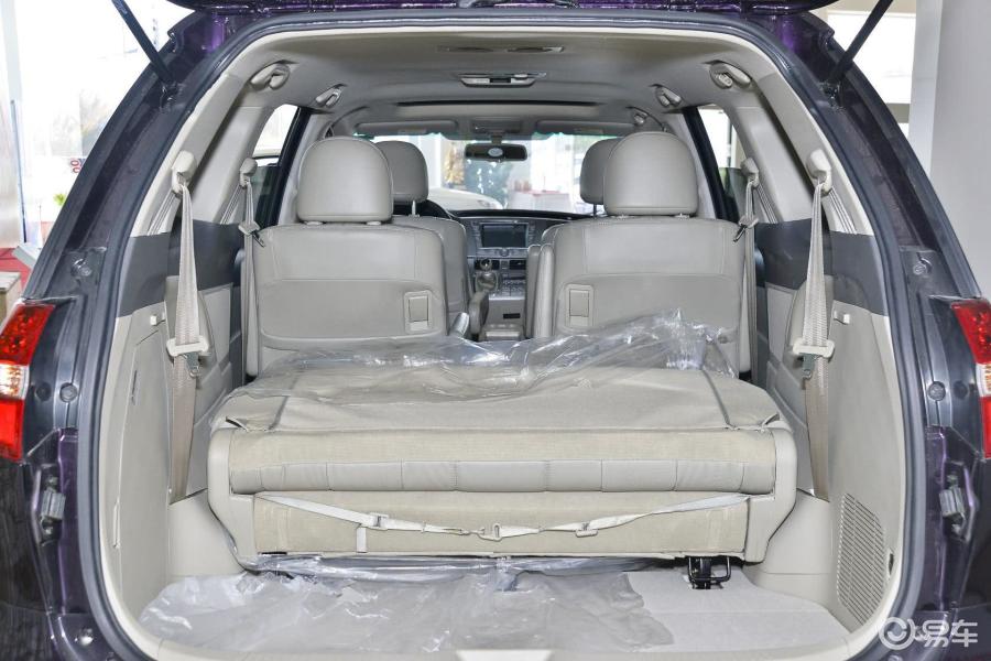 【比亚迪m62013款2.