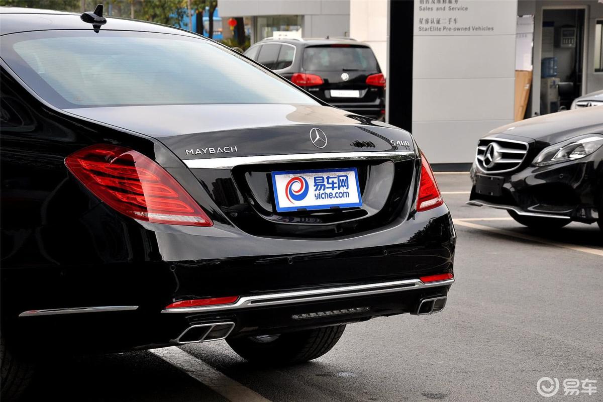 【迈巴赫s级2015款400 4matic车尾局部汽车图片-汽车图片大全】-易车