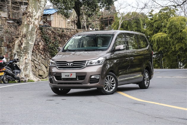 华颂7 mpv正式上市 售23.77万-28.77万元