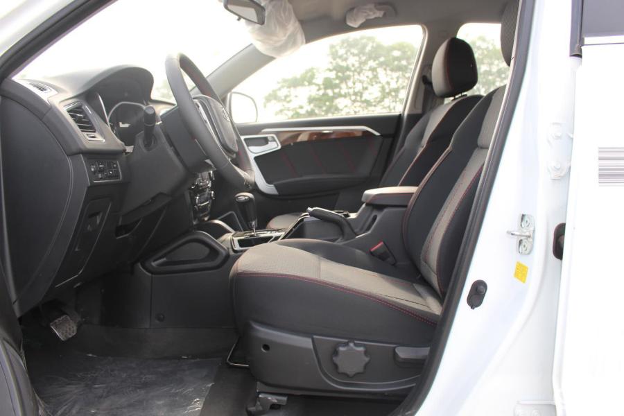 吉利汽车车系大全自动 13404393986992_4066297_14.jpg