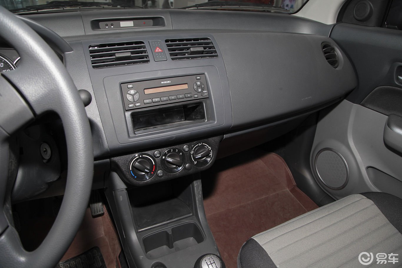 5l 手动 时尚型】铃木雨燕_1.5l 手动 时尚型图片-网通社汽车