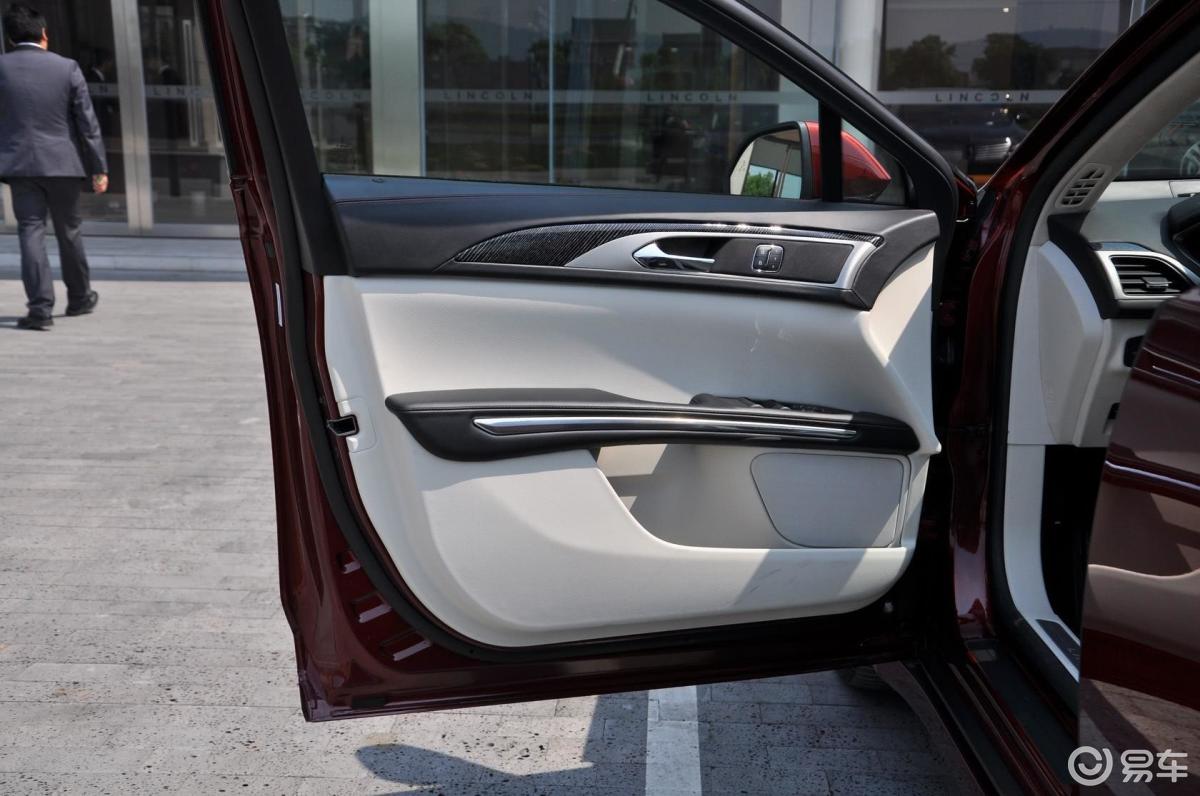 0t 总统系列驾驶员侧车门内门板汽车图片-汽车图片大全】-易车