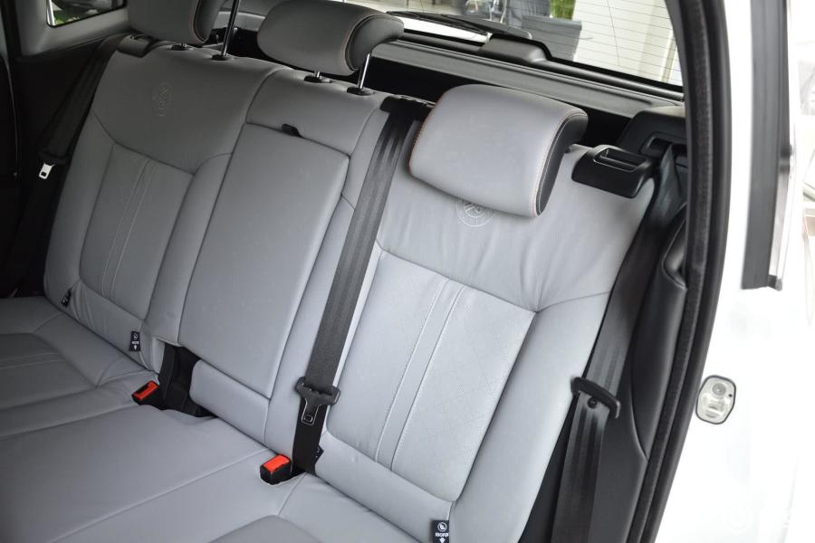 标致3008 后排座椅图