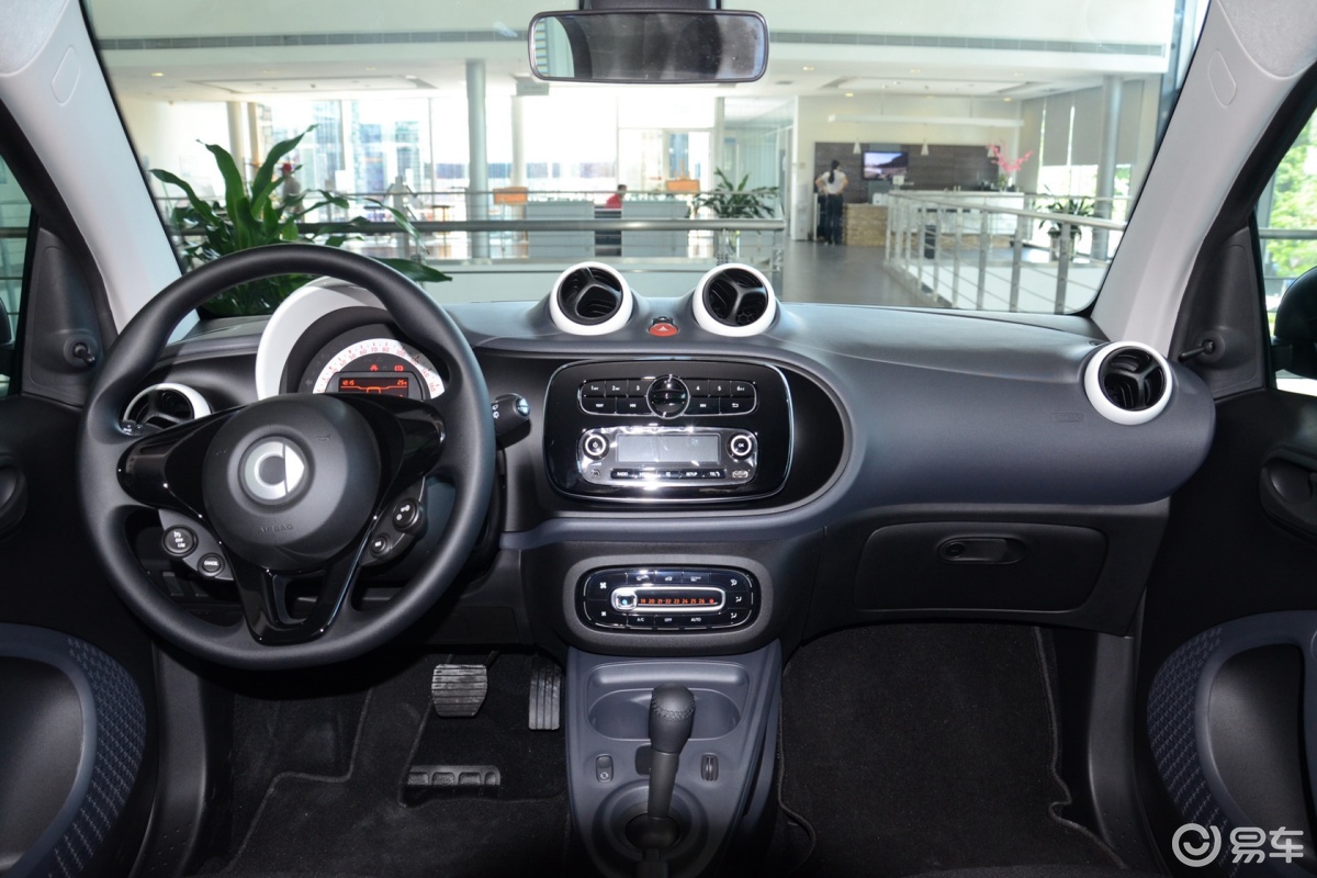 0l 硬顶灵动版】smart fortwo_1.0l 硬顶灵动版图片-网通社汽车