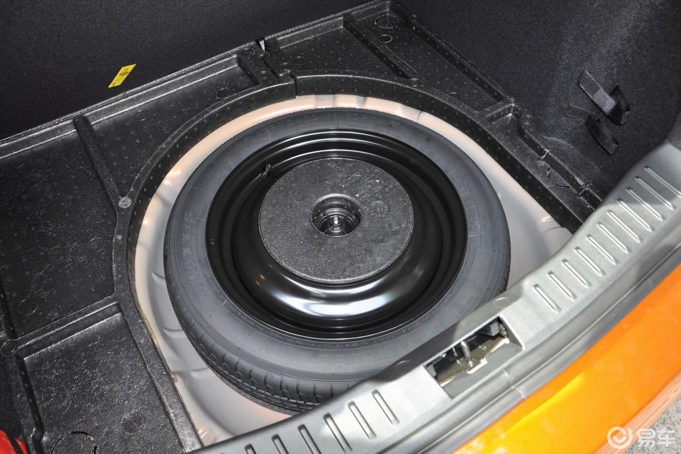 6l 手动风尚型】福特福克斯两厢_1.6l 手动风尚型图片-网通社汽车