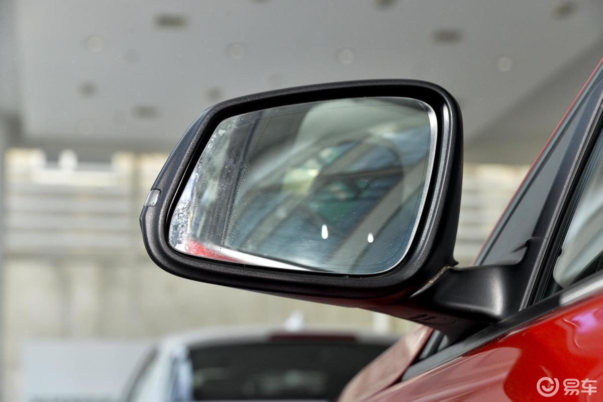 【宝马3系2015款320i 运动设计套装 超悦版后视镜镜面(后)汽车图片