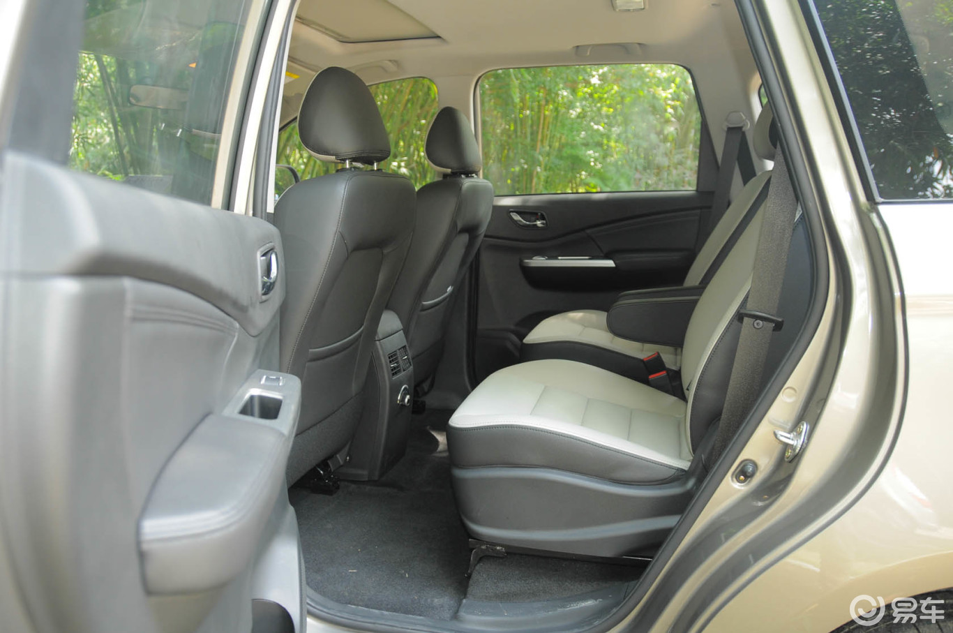 6l cvt 尊贵型】东风风行s500_1.6l cvt 尊贵型图片-网通社汽车