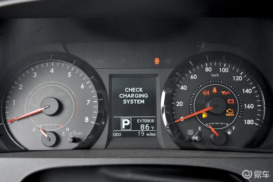 5l 两驱 l 美规版仪表盘背光显示汽车图片-汽车图片大全】-易车网