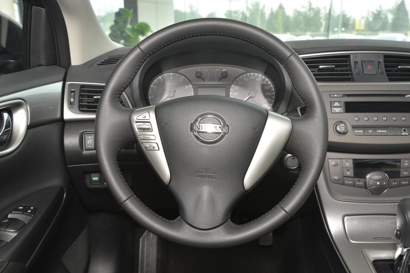 轩逸1.6l cvt xv 尊享版方向盘