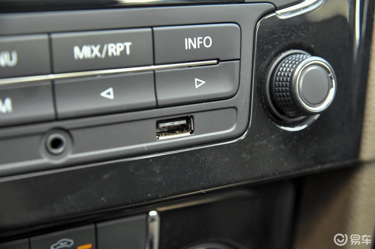 【宝来2014款1.6l 自动 舒适型usb接口汽车图片-汽车图片大全】-易车