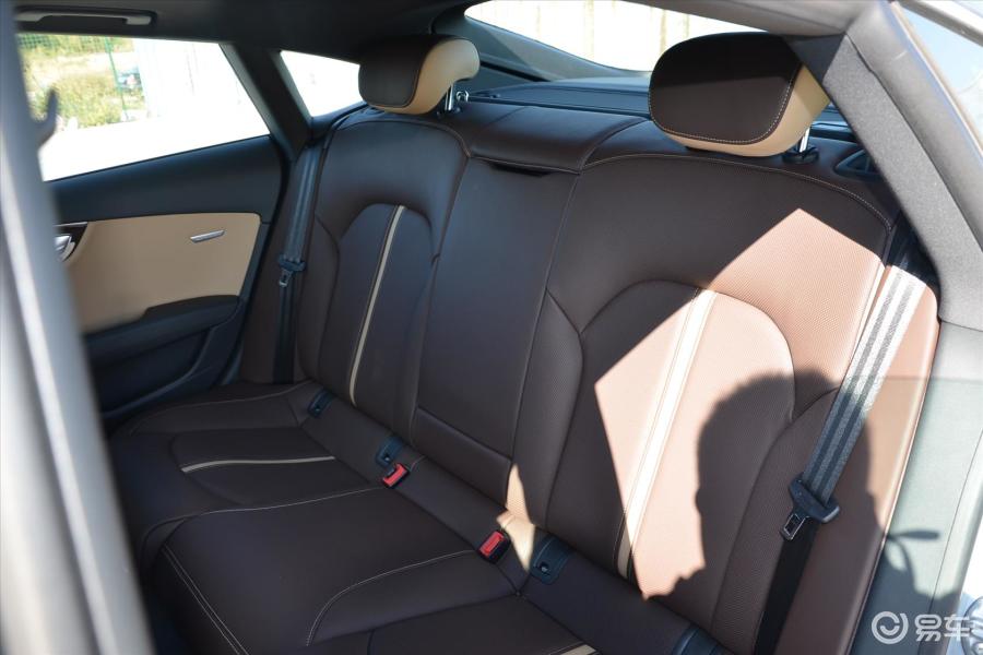 【奥迪a72016款50 tfsi quattro 舒适型后排座椅汽车图片-汽车图片