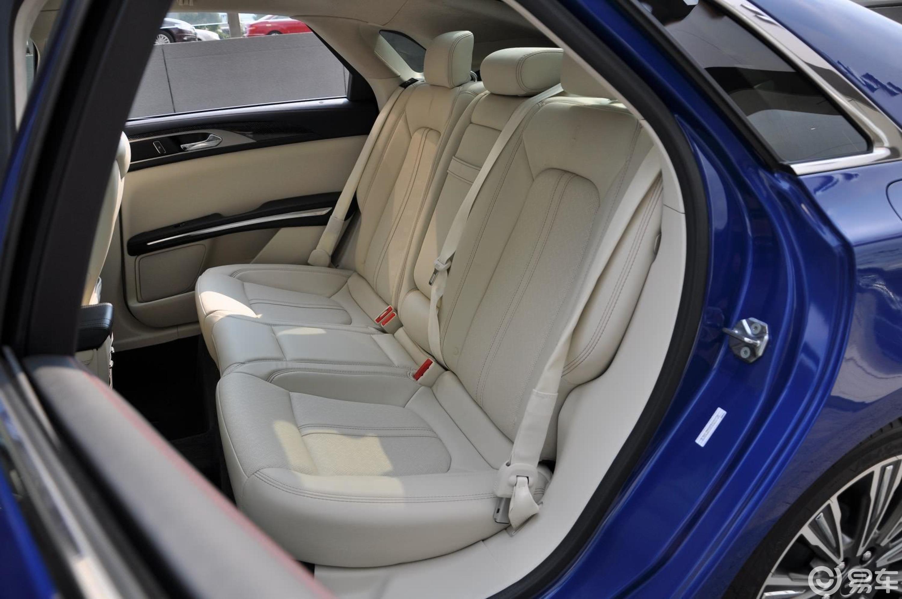 【林肯mkz2015款2.0t 总统系列后排座椅汽车图片-汽车图片大全】-易车