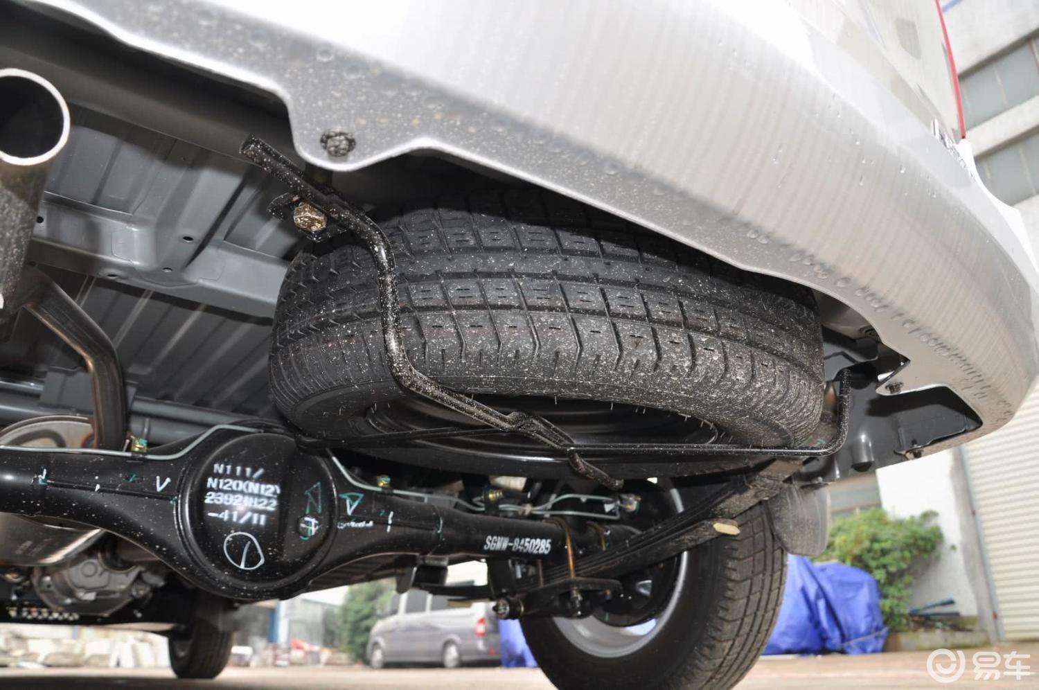 【五菱之光2015款s 1.