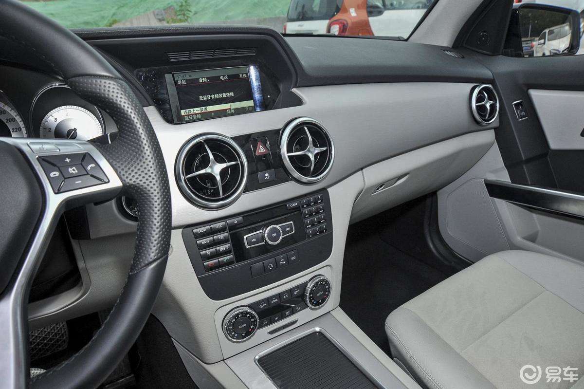 0t 自动 动感型 极致版中控台驾驶员方向汽车图片-汽车图片大全】