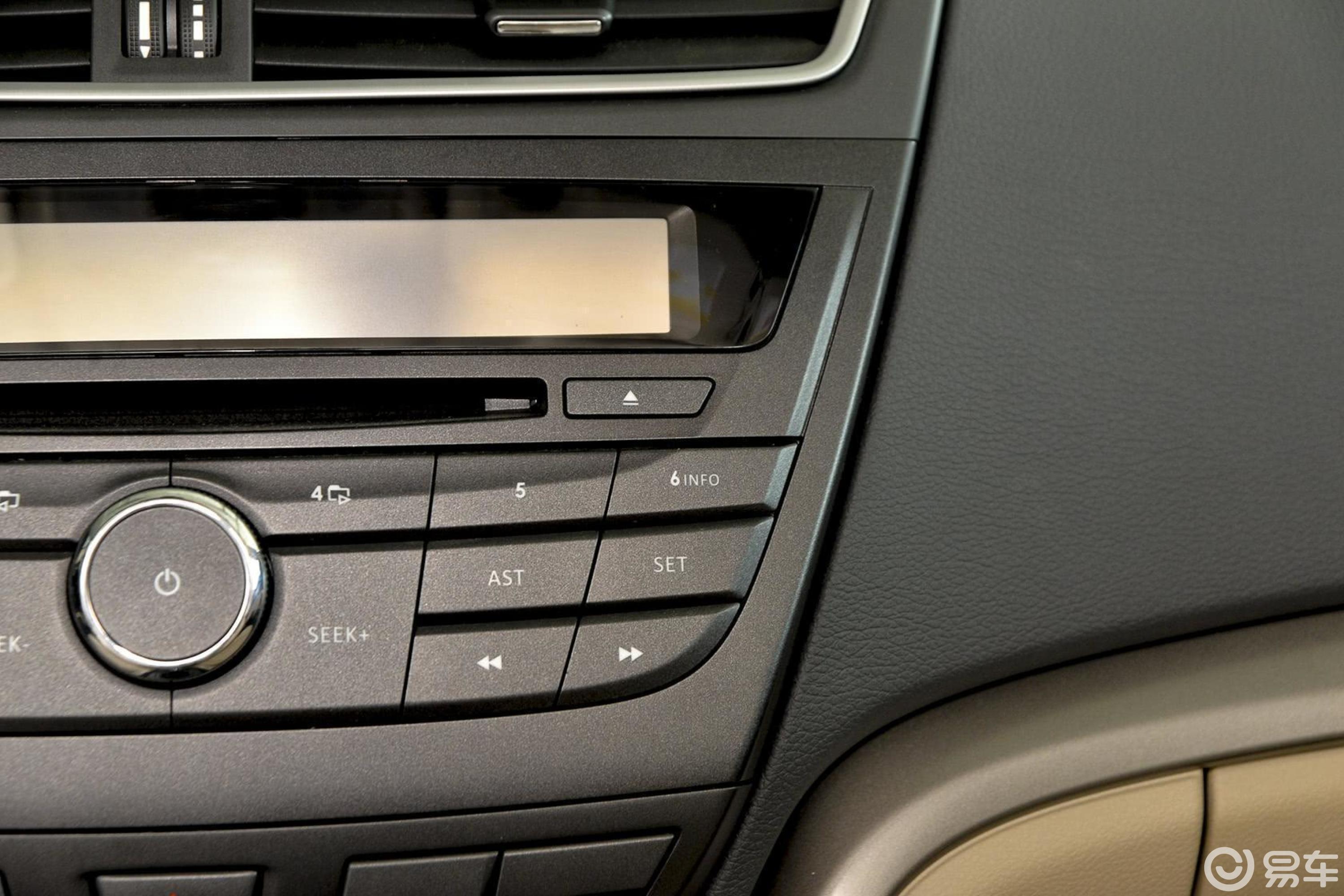 【绅宝d602014款1.8t 手动 精英型内饰汽车图片-汽车图片大全】-易车