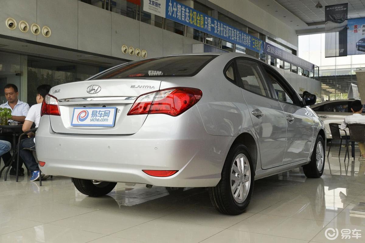 北京现代  悦动 2015款  2018款  2017款  2015款  2011款  2008款