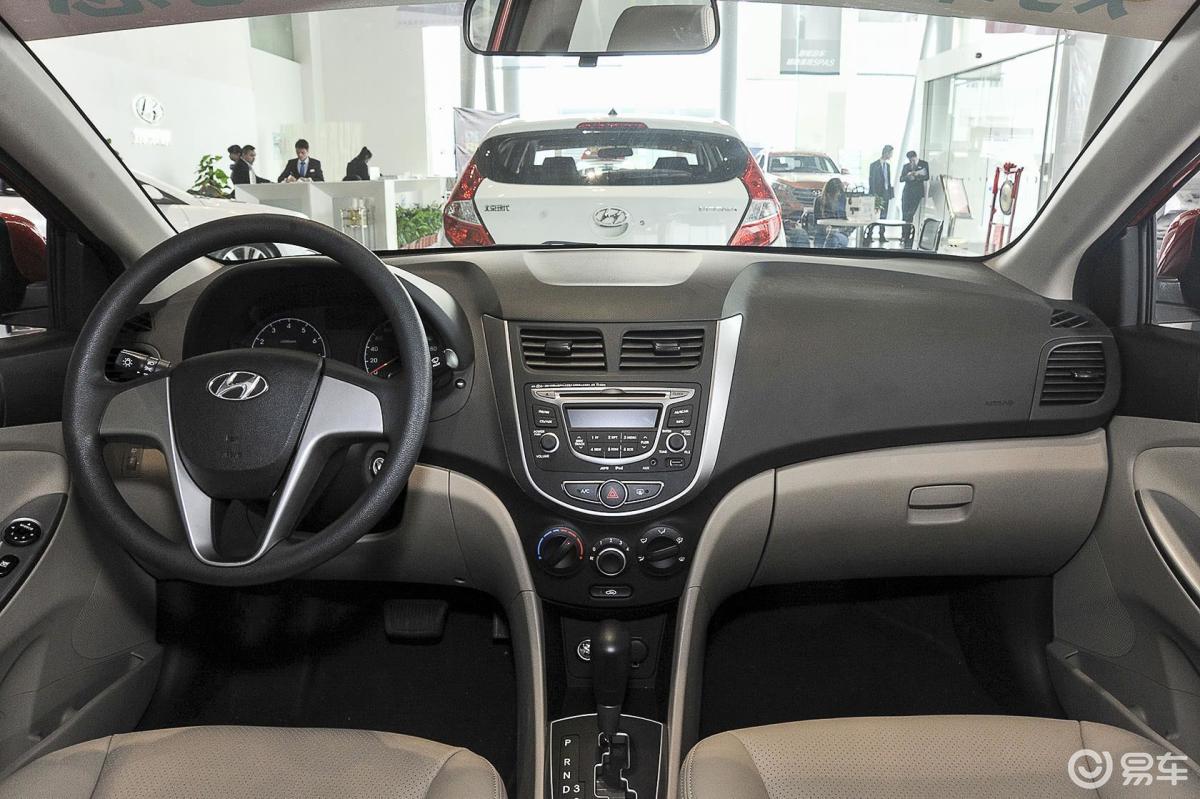 【瑞纳2014款三厢 1.