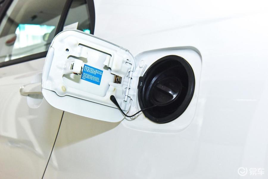 【比亚迪f32014款1.