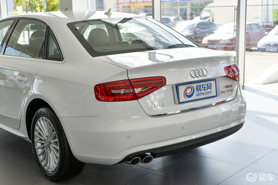 一汽奥迪 奥迪a4l 2015款 2016款 2015款 2013款 2012款 2011款 2010