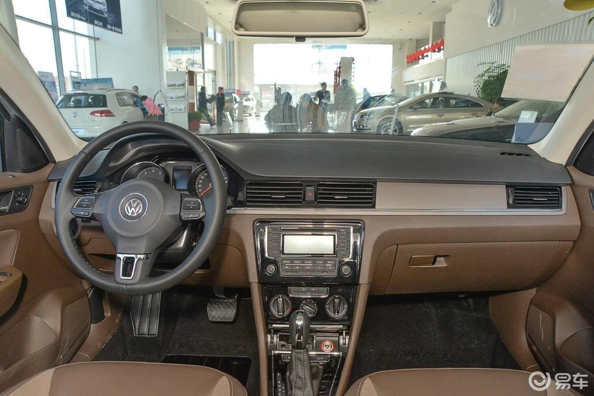 【宝来2015款质惠版 1.