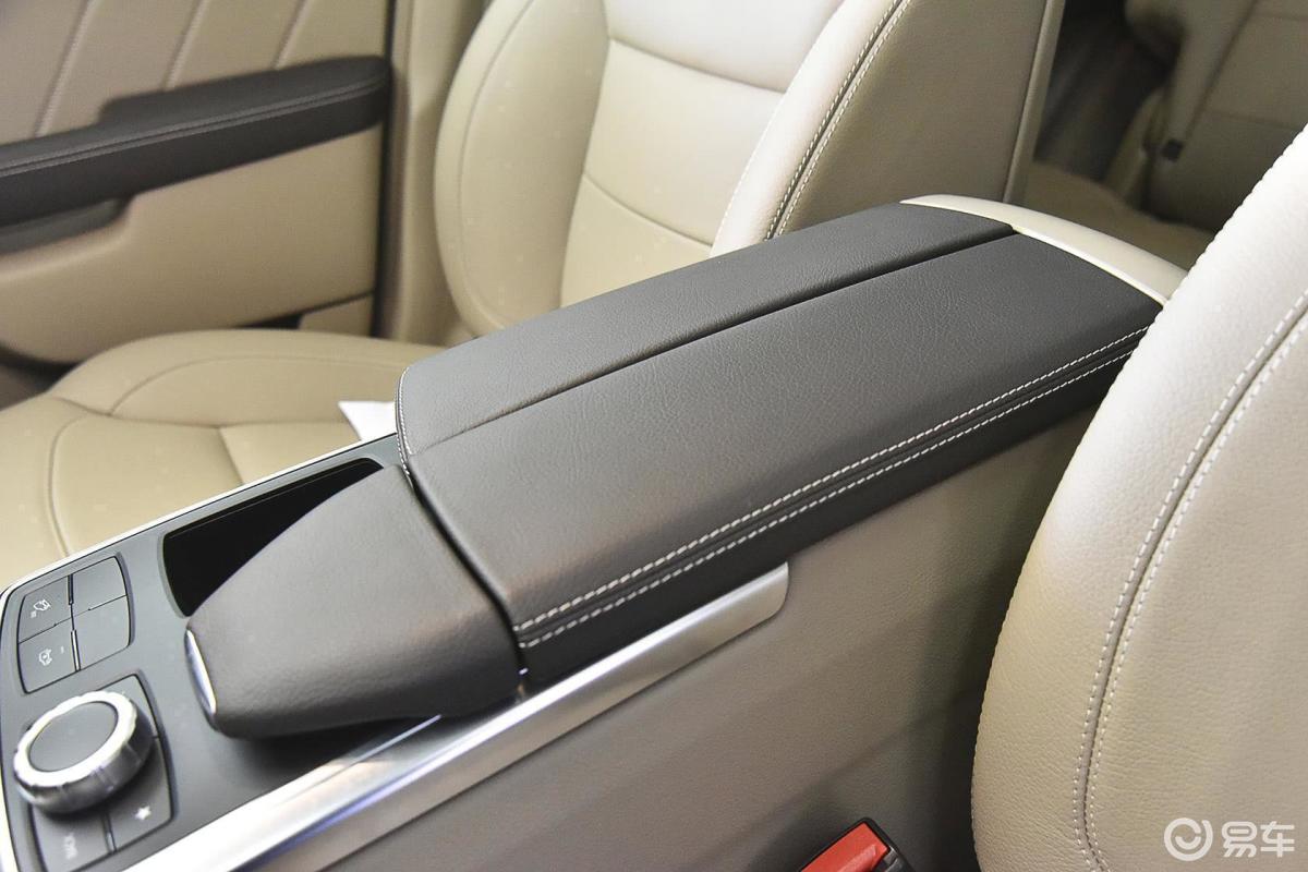 【奔驰gl级2015款gl350 美规版前排中央扶手箱汽车图片-汽车图片大全