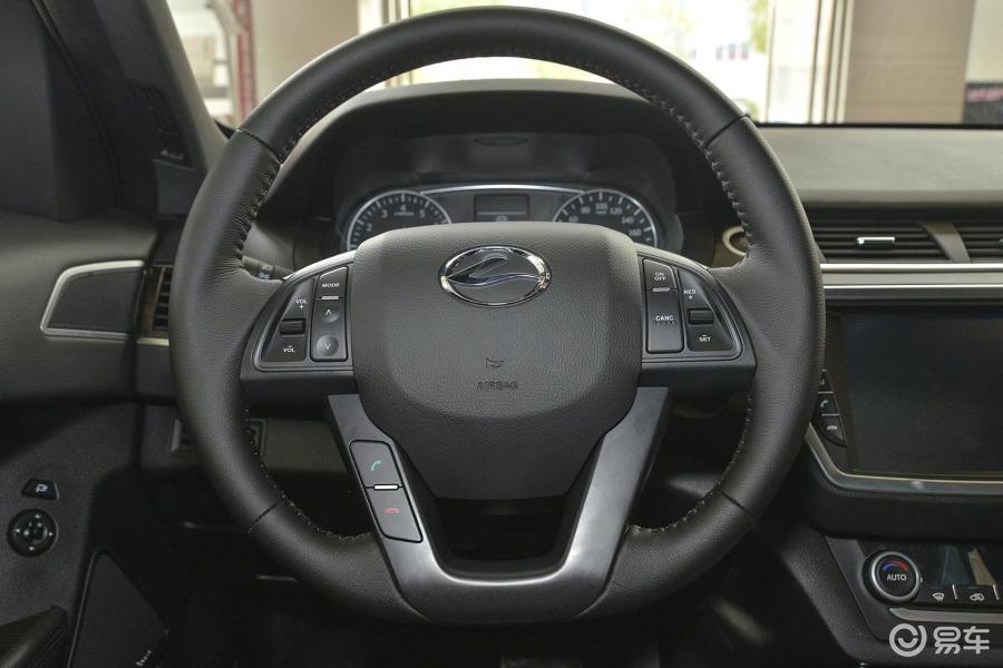 【陆风x72015款2.