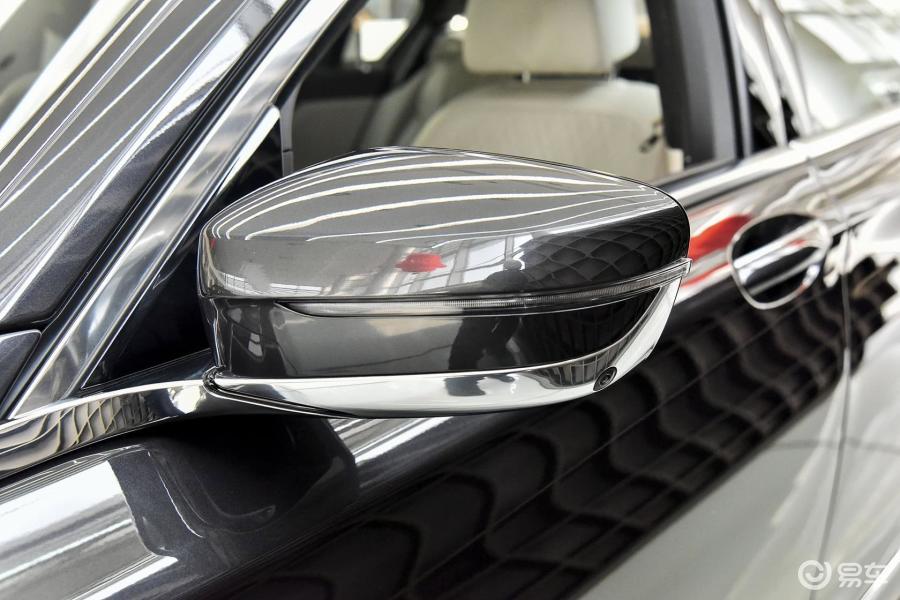 宝马7系(进口) 后视镜转向灯图