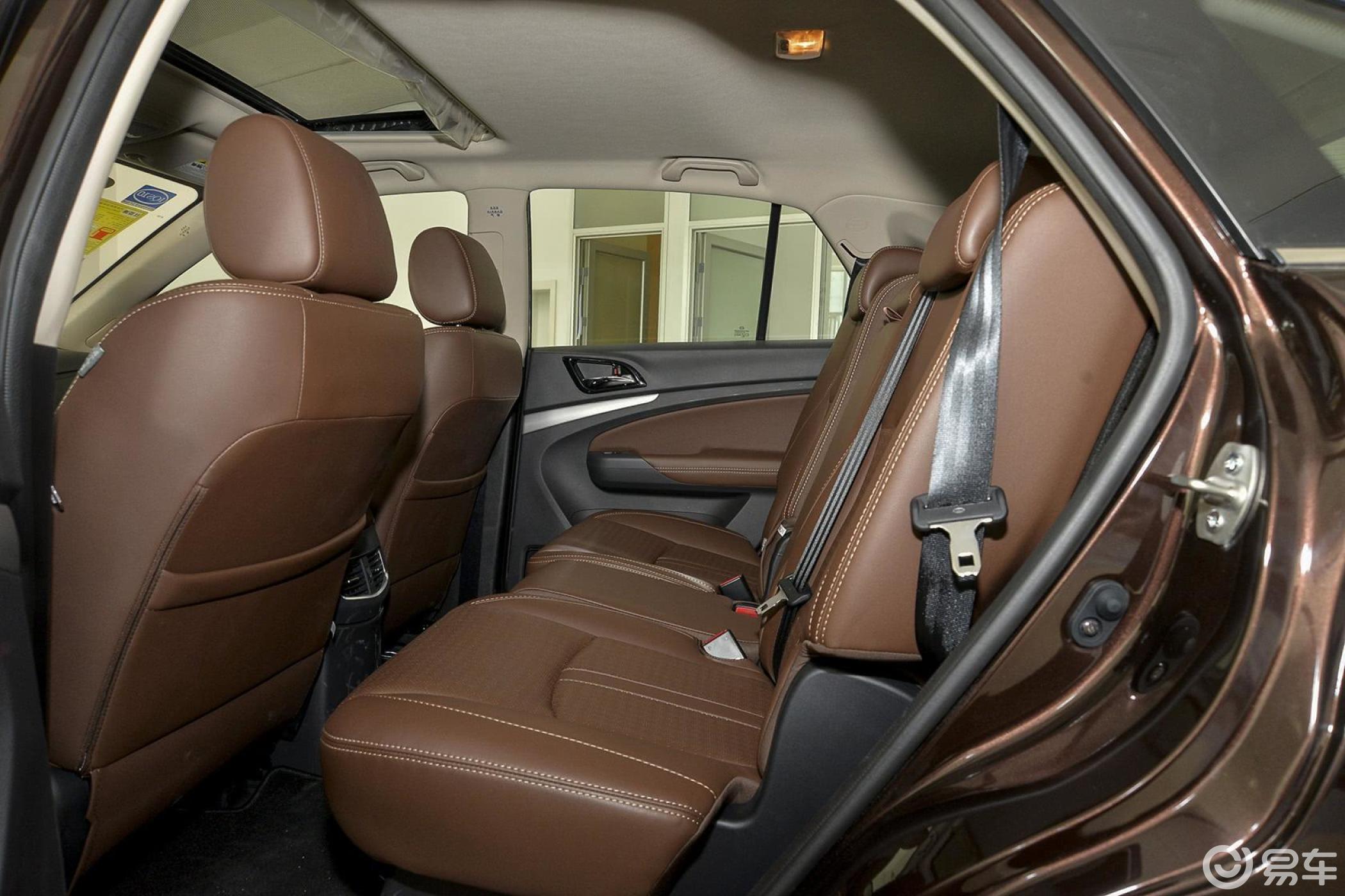 【比亚迪s72015款2.