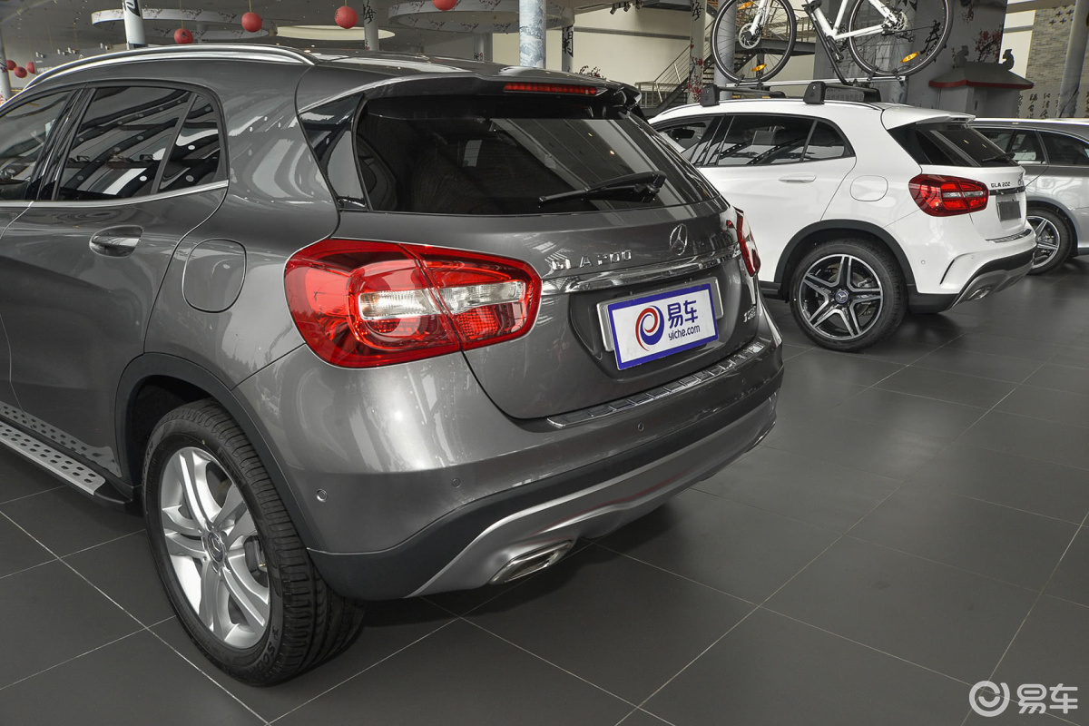 【奔驰gla2015款200 动感型车尾局部汽车图片-汽车图片大全】-易车