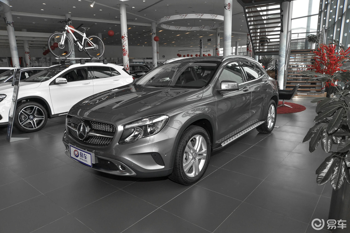 【奔驰gla2015款200 动感型外观汽车图片-汽车图片大全】-易车