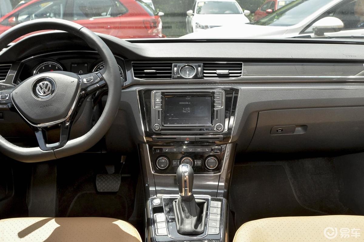 【帕萨特2016款330tsi dsg御尊版中控台整体汽车图片-汽车图片大全】